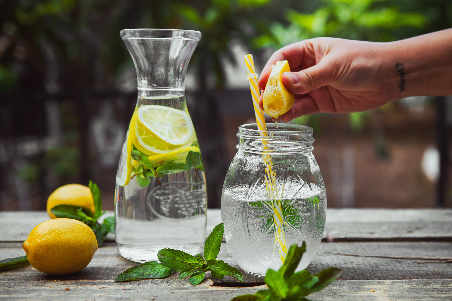 Acqua e limone: A cosa serve e quali sono i benefici
